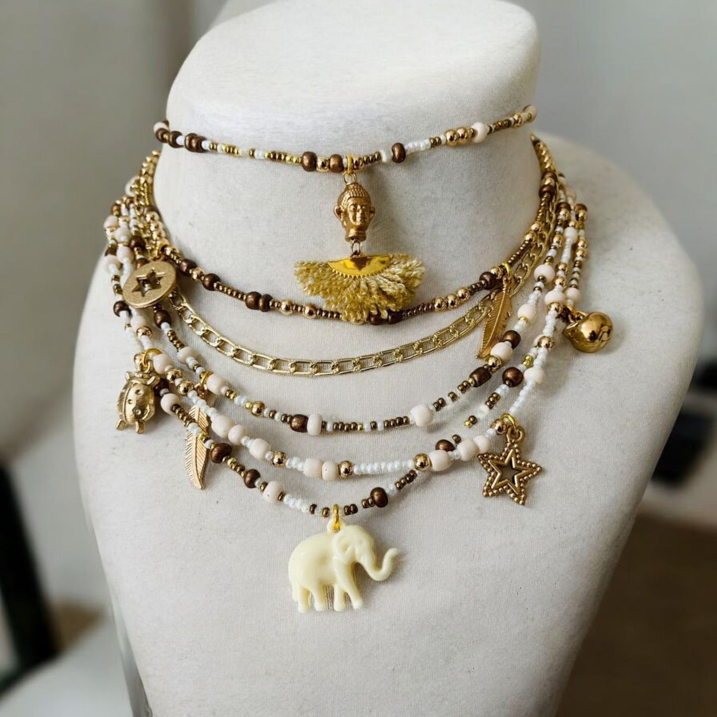 White & Gold Short Necklace